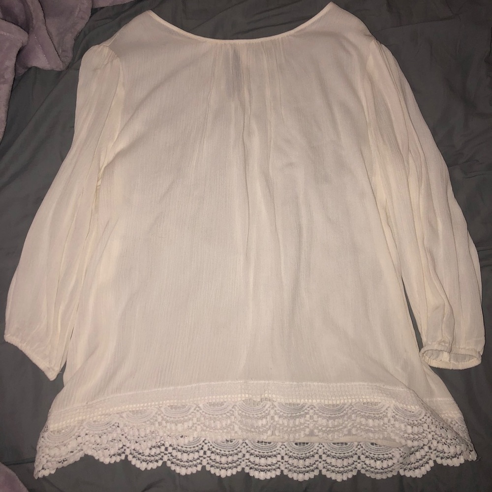 Flowy off white blouse